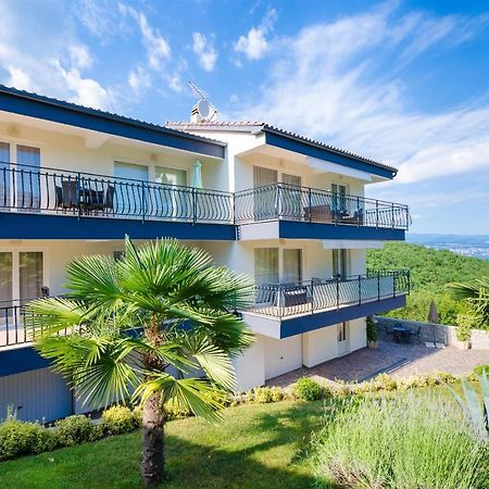 Apartments Marijana Ičići Екстериор снимка