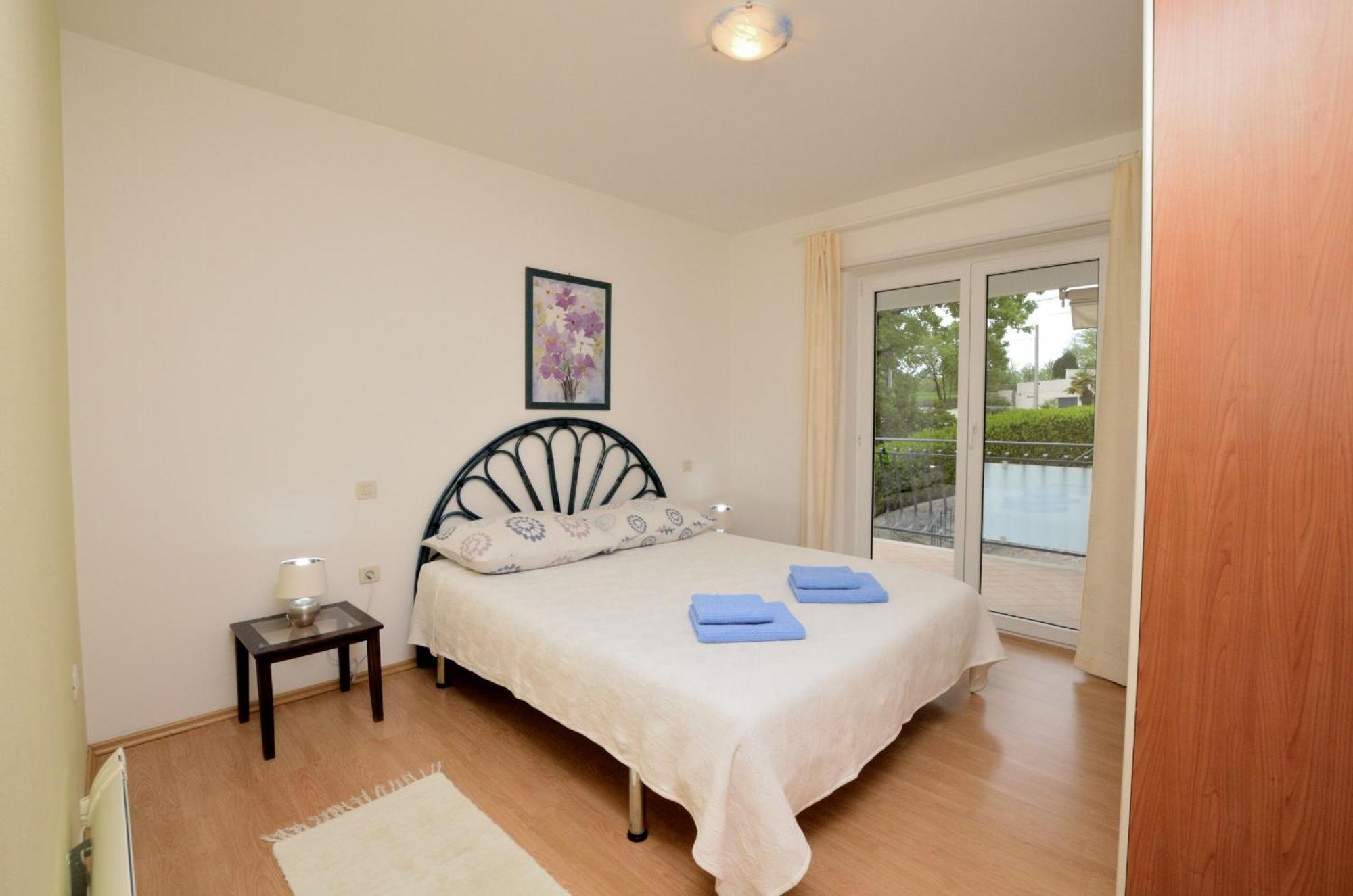 Apartments Marijana Ičići Екстериор снимка