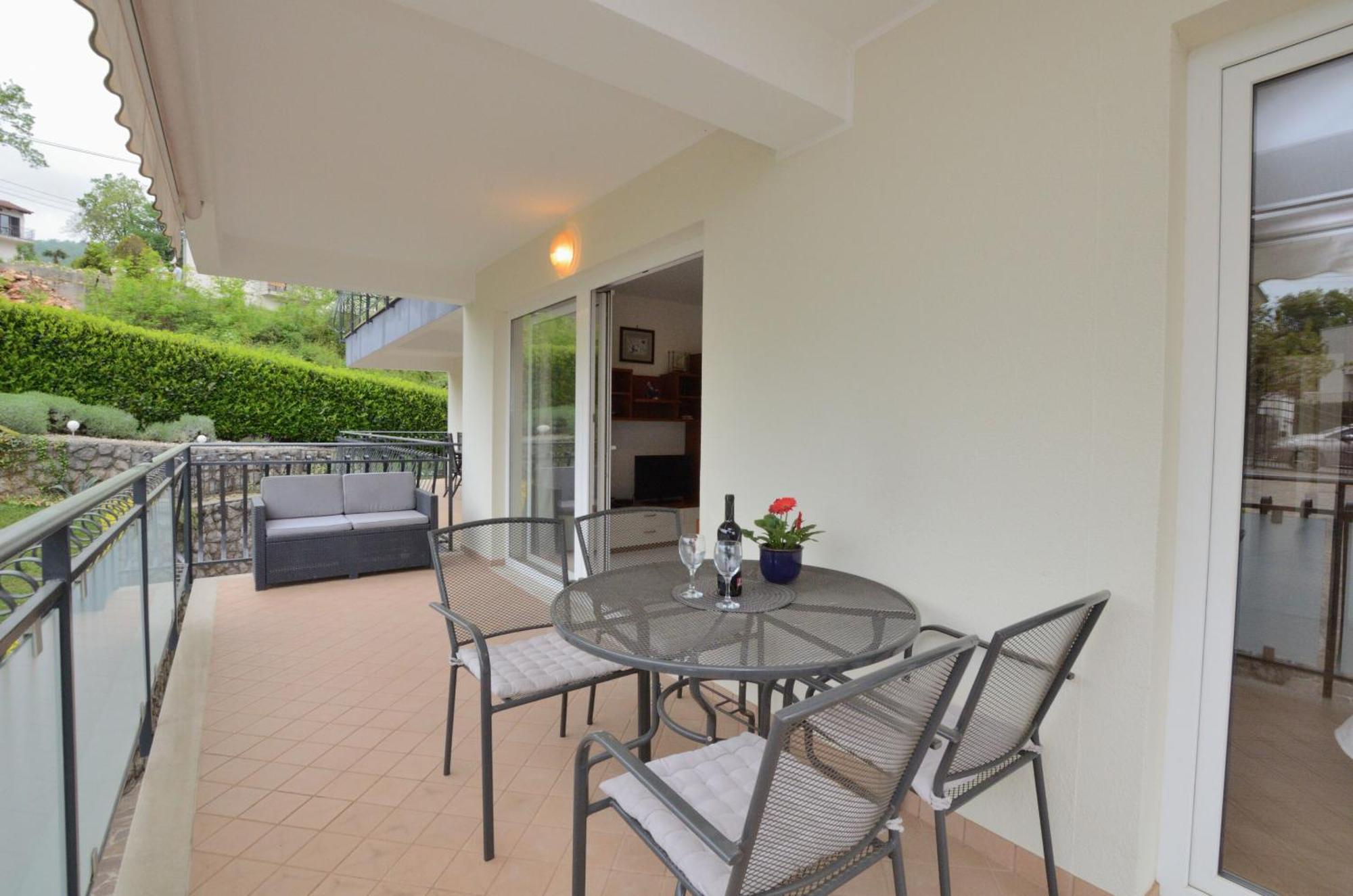 Apartments Marijana Ičići Екстериор снимка