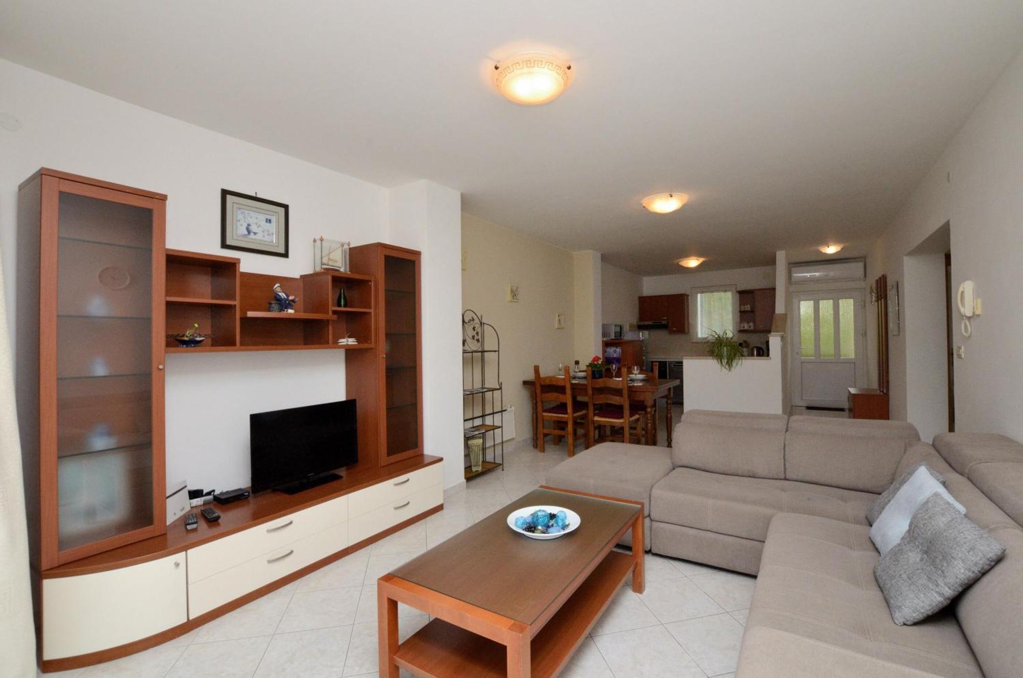 Apartments Marijana Ičići Екстериор снимка
