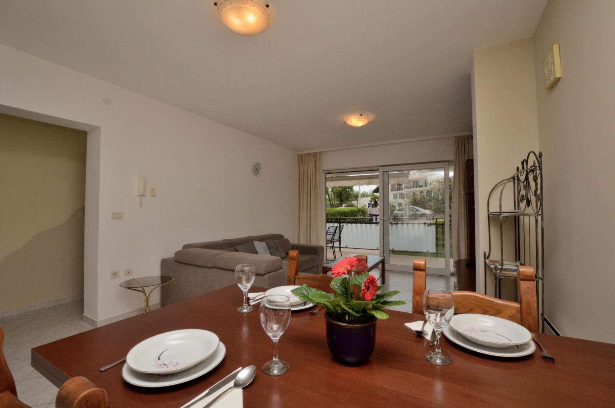 Apartments Marijana Ičići Екстериор снимка